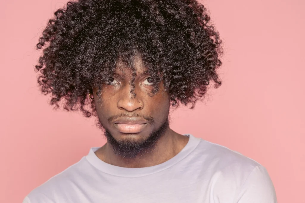 Beneficios da Manteiga de Karité no cabelo cacheado